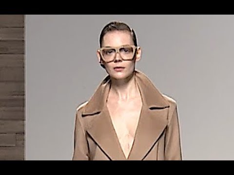 MAX MARA Fall 2012 2013 Milan - Fashion Channel