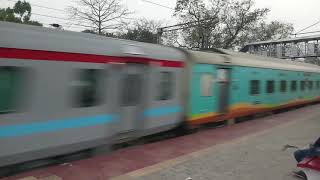 preview picture of video 'PUNE-SANTRAGACHI (HUMSAFAR EXPRESS- 20821.)'