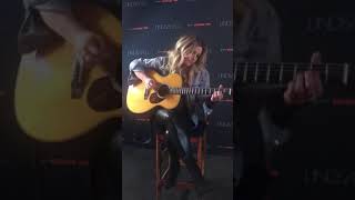 Lindsay Ell