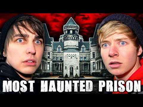 Our Horrifying Night in Haunted Prison (SCARY)