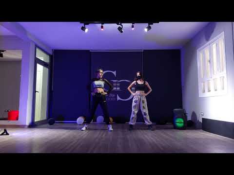 hello Venus wiggle wiggle cover