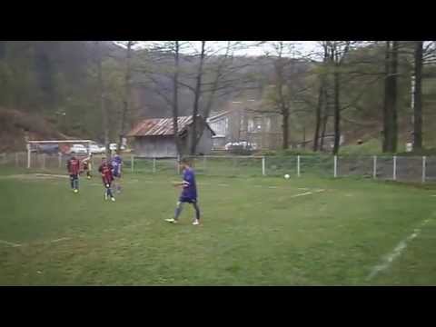MECI LA JUNIORI : SEMENICUL VALIUG - METALUL OTELUL ROSU 1 - 2 , 12 APRILIE 2014 , Part.2