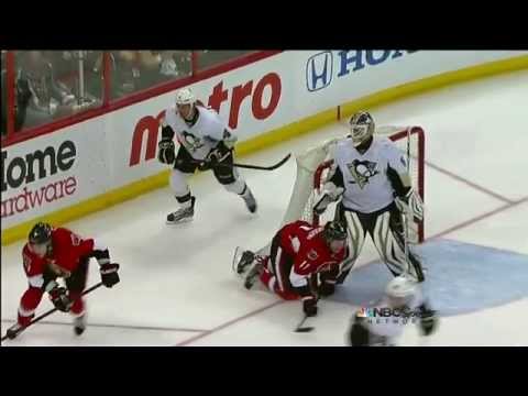 Alfredsson loses his blade @ Penguins