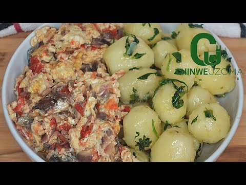 My Odogwu's (Hubby's) Breakfast | Potatoes & Nigerian Egg Stew - Chinwe Uzoma Kitchen