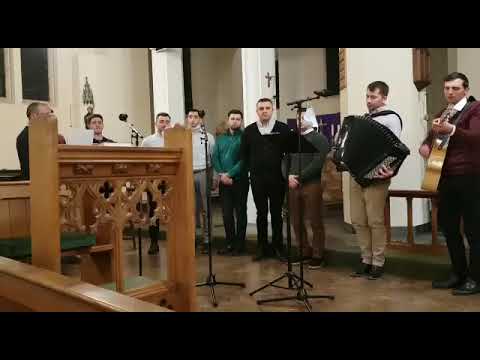 E tot mai grea in noapte asteptarea, caci bezna se lasa tot mai mult- grup Betel Londra-