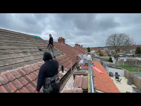 Jhon&rsquo;s roofing limited video.