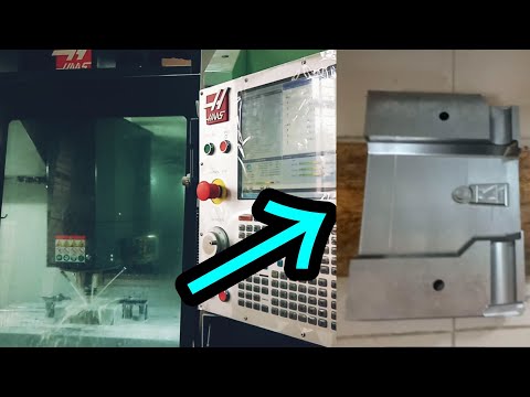 Discover how to produce blow mold - Haas CNC CM-1 - Haas Automation Machining a DIY Injection Mold