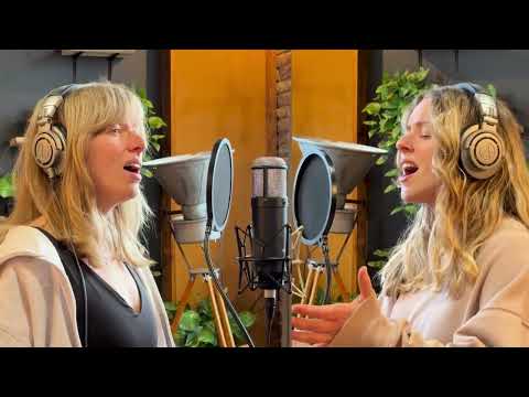 Martyna & Marta - Ocean Eyes cover