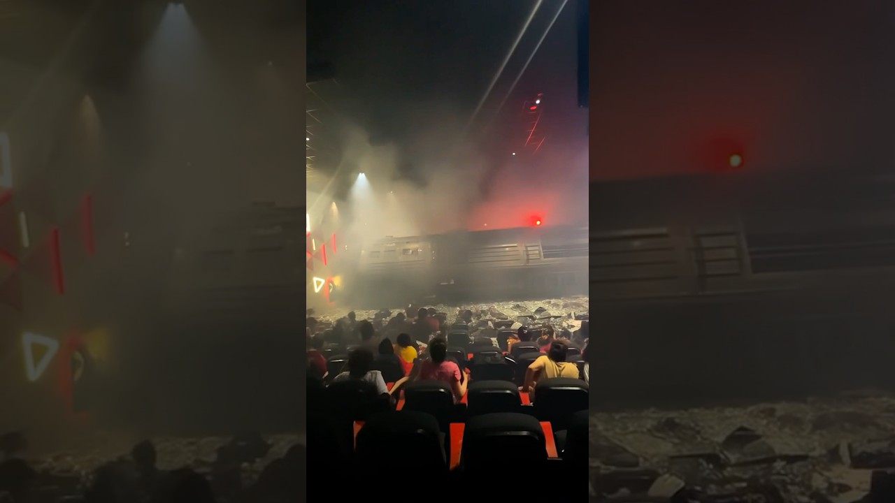 Train Inside Theatre 😱🔥