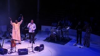 Ismael Lo - Tribute to Cesaria Evora - Petit pays (Live)