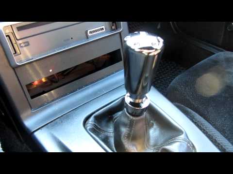 Installing MOMO Shift Knob