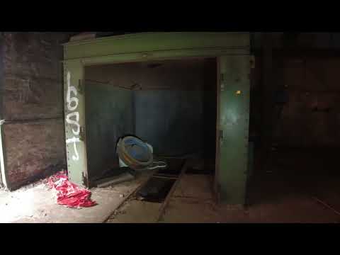 Die verlassene Gießerei mit Michael & Michael