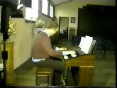 Allen Warrender(Yamaha MC600)`live` at St Christophers church,Jaywick,Essex-1987