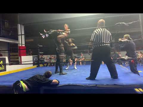 Crime lagacy vs Brad Alexis et son partenaire:AU DECK HOCKEY