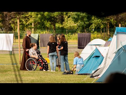 Dzień 4 - 29. Spotkanie Młodych w Wołczynie - rozgrzewka / modlitwa poranna