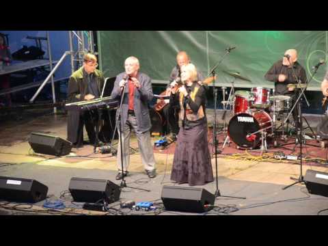 Jiří Suchý & Jitka Molavcová: Je nebezpečné dotýkat se hvězd (Folkové Chvojení 2017)