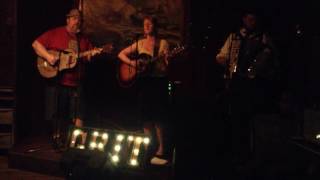 Wayfaring Stranger - GRIT with Pappy Mike Dill live at the Redwood 6/28/16