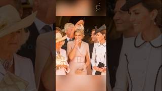 Download lagu Camilla told Kate and Queen Maxima to stop talking #katemiddleton #royalfamily mp3