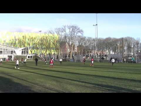 Zwaluwen E3 - JSV Nieuwegein E2 (3 -2) 17-1-2015