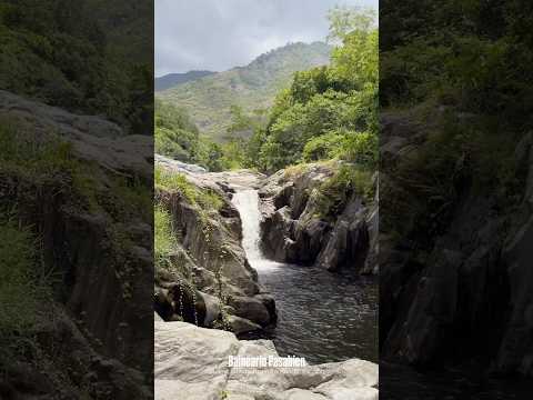 En medio del clima caluroso de Río Hondo, municipio de Zacapa, se encuentra el Balneario Pasabien.