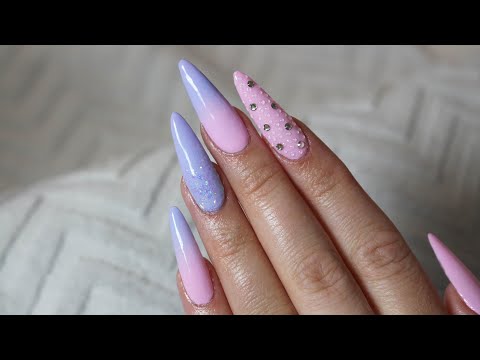 GÖR LÅNGA ROSA GELENAGLAR HEMMA