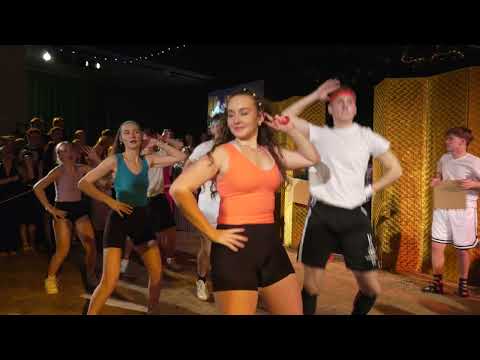 Půlnoční překvapení: Maturitní ples 4A4 Gymnázium Jihlava 2025 – Film Studio POVIAM