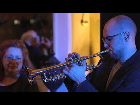 A Tribute to Chet Baker, feat. Rachel Gould and Gidon N. Vaz, compilation www.roadmaptofreedom.nl