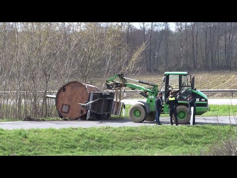 Wegen zu schneller Fahrt: Sauna liegt bei Lingen im Graben