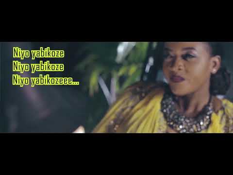 Niyo Yabikoze by Aline Gahongayire (Lyrics  video)