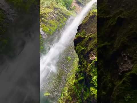 📌 Cascada El Chorro, Girón, Prov. del Azuay 🤯🏞  #aventura #travel #mochilerosporelmundo #cascadas