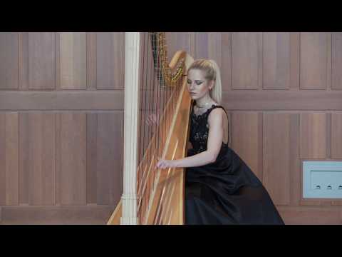 ALEXANDRA TIHONOVA   J.S.Bach - Toccata and Fugue D-moll
