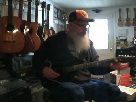 80's or 90's  Synsonics Terminator guitar black with built in speaker SEE VIDEO image 8