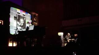 Elvis Costello - (Madrid -jun-2016) - Ghost Train