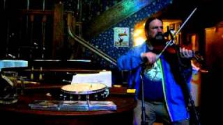 Simon Spalding and James Hendricks Play An English Country Dance Called Maiden Lane