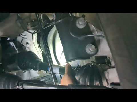 Demonstrating a failing CV axle shaft on a 2014 Ford explorer(1)