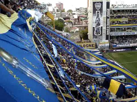 "Boca 1 River 1 / Señores soy de Boca y lo sigo a todos lados" Barra: La 12 • Club: Boca Juniors