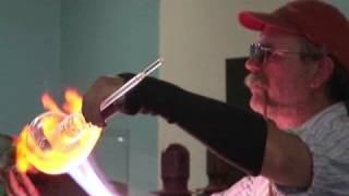 preview picture of video 'AGI Glass Blowing 2008 Rodger Parramore'