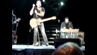 preview picture of video '2010-09-18e -Gary Allan Get Off on the Pain in CO Springs'