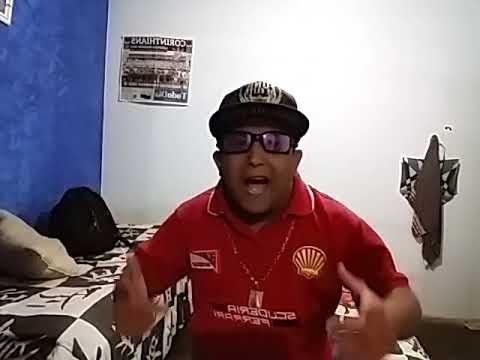 MC Carlos levando susto da mãe