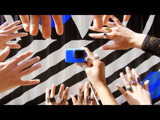 Video Teaser für GoPro: Introducing Sleeve + Lanyard