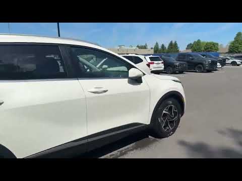 2023 Kia Sportage LX FWD in White for sale at Finch Chrysler Dodge Jeep Ram Ltd in London, ON