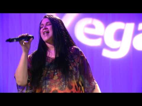 download lagu mp3 mp4 Lulu Destiny, download lagu Lulu Destiny gratis, unduh video klip Lulu Destiny