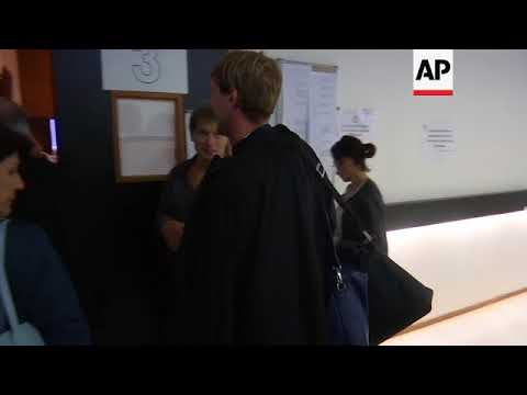 download lagu mp3 mp4 William Chase En Provence, download lagu William Chase En Provence gratis, unduh video klip William Chase En Provence