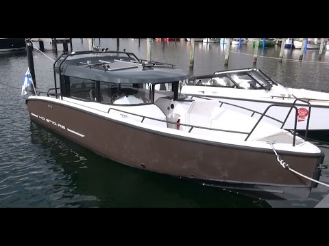 XO 270 RS speed boat - speed 42 knots