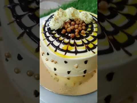 #freshcakes#panipat #cake #customized#eggless#homebaker#butterscotchcake#celebration #cakedecorating