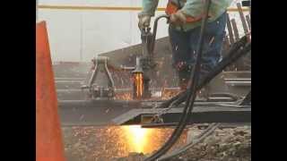 preview picture of video 'Cutting the rail to join the rails at the grade crossing Newcastle Calif'