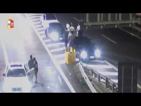 Corse clandestine di auto a Catania