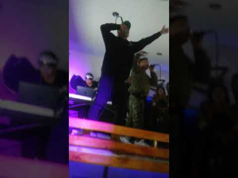 Klibre - Una Mujer Como, Par De Locos en Cusco