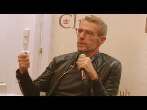 QUI EST LAMBERT WILSON ?