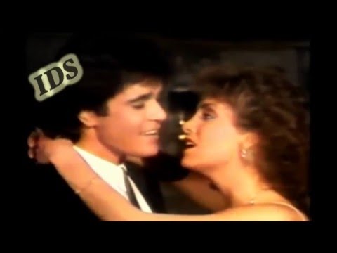 LO QUE ME TIENE AQUÍ - SERGIO FACHELLI & LAURA FLORES